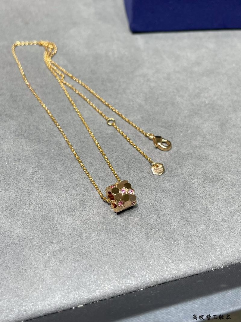 CHAUMET